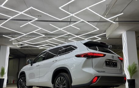 Toyota Highlander, 2026 год, 5 600 000 рублей, 3 фотография