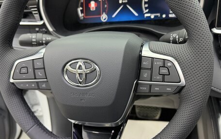 Toyota Highlander, 2026 год, 5 600 000 рублей, 36 фотография