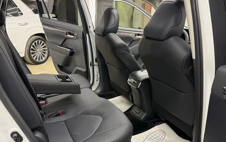 Toyota Highlander, 2026 год, 5 600 000 рублей, 28 фотография