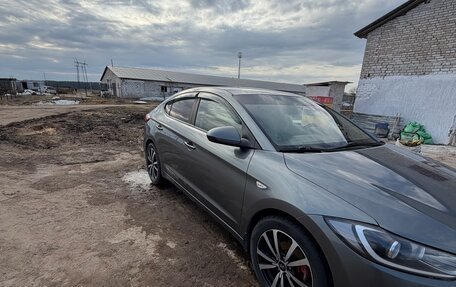 Hyundai Elantra VI рестайлинг, 2016 год, 950 000 рублей, 2 фотография