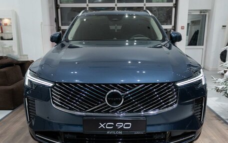 Volvo XC90 II рестайлинг, 2025 год, 11 000 000 рублей, 5 фотография