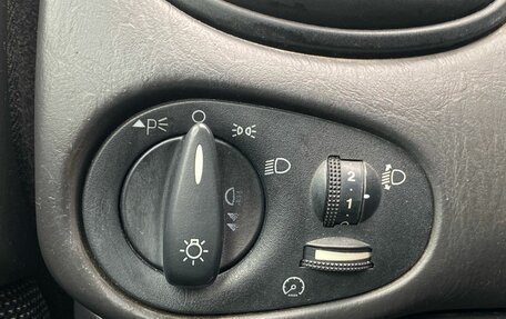 Ford Focus IV, 2003 год, 395 000 рублей, 19 фотография