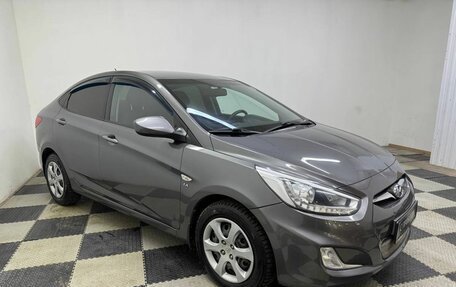 Hyundai Solaris II рестайлинг, 2014 год, 900 000 рублей, 3 фотография