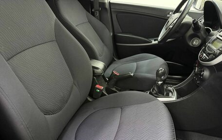 Hyundai Solaris II рестайлинг, 2014 год, 900 000 рублей, 8 фотография