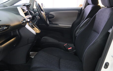 Toyota Wish II, 2011 год, 1 099 000 рублей, 18 фотография