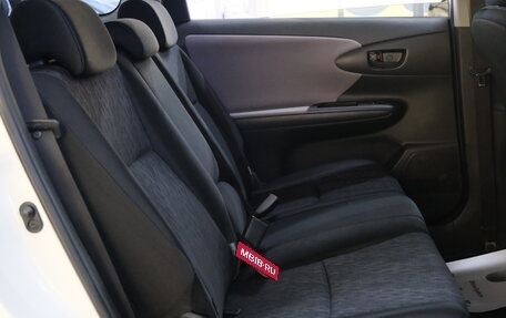 Toyota Wish II, 2011 год, 1 099 000 рублей, 19 фотография