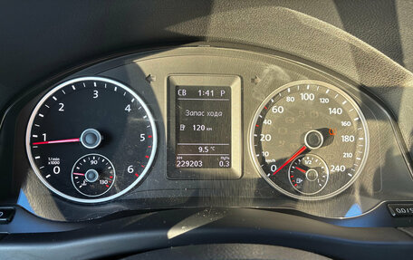 Volkswagen Tiguan I, 2015 год, 1 490 000 рублей, 18 фотография