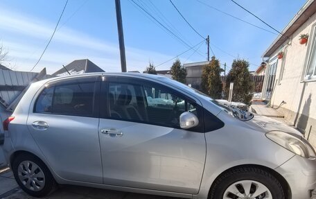 Toyota Vitz, 2010 год, 619 000 рублей, 3 фотография