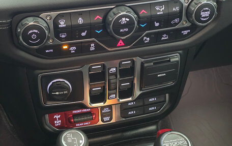 Jeep Wrangler, 2025 год, 18 990 000 рублей, 23 фотография