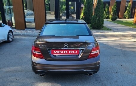 Mercedes-Benz C-Класс, 2013 год, 2 500 000 рублей, 3 фотография