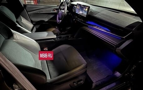 Toyota Camry, 2025 год, 3 950 000 рублей, 4 фотография