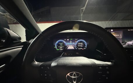 Toyota Camry, 2025 год, 3 950 000 рублей, 10 фотография