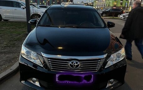 Toyota Camry, 2013 год, 1 560 000 рублей, 2 фотография