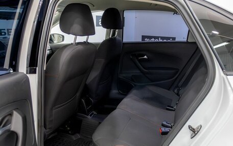 Volkswagen Polo VI (EU Market), 2017 год, 1 130 200 рублей, 23 фотография