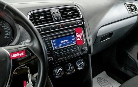 Volkswagen Polo VI (EU Market), 2017 год, 1 130 200 рублей, 17 фотография