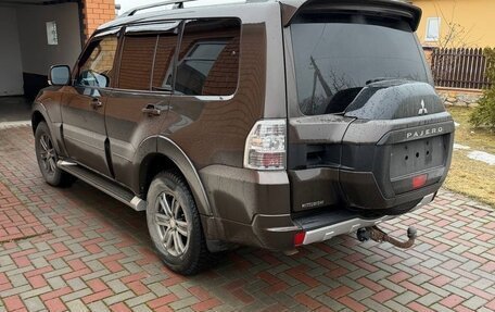 Mitsubishi Pajero IV, 2018 год, 3 700 000 рублей, 5 фотография