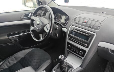 Skoda Octavia, 2011 год, 700 000 рублей, 10 фотография