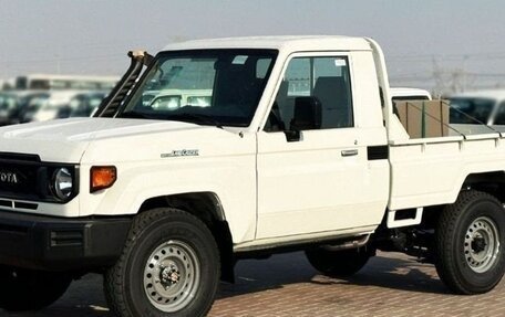 Toyota Land Cruiser 70, 2025 год, 5 621 000 рублей, 3 фотография