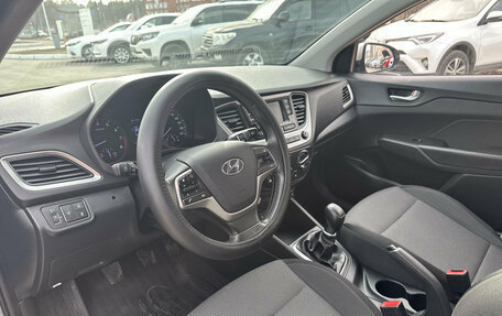 Hyundai Solaris II рестайлинг, 2017 год, 1 190 000 рублей, 20 фотография