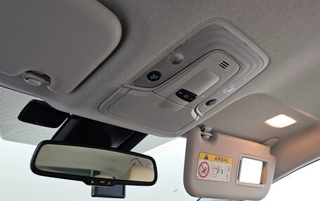 Toyota Prius IV XW50, 2020 год, 2 187 000 рублей, 11 фотография