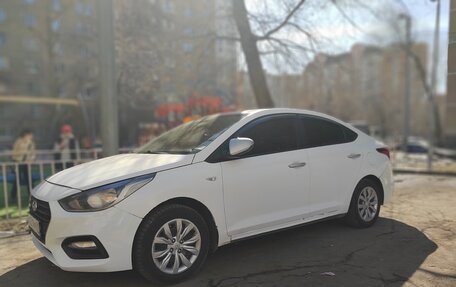 Hyundai Solaris II рестайлинг, 2019 год, 850 000 рублей, 1 фотография
