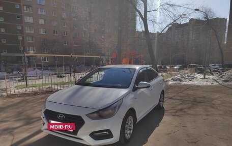 Hyundai Solaris II рестайлинг, 2019 год, 850 000 рублей, 5 фотография