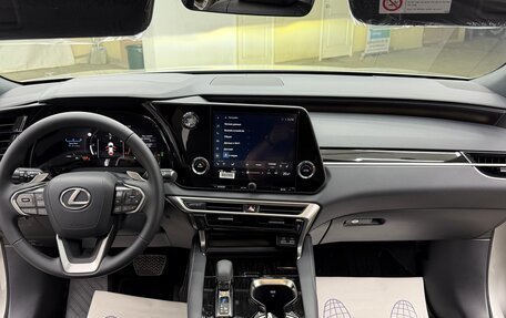 Lexus RX IV рестайлинг, 2025 год, 7 500 000 рублей, 25 фотография