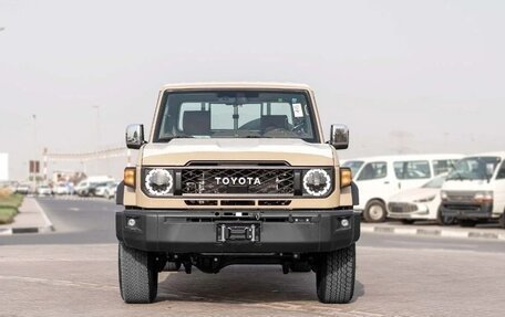 Toyota Land Cruiser 70, 2025 год, 6 858 000 рублей, 2 фотография