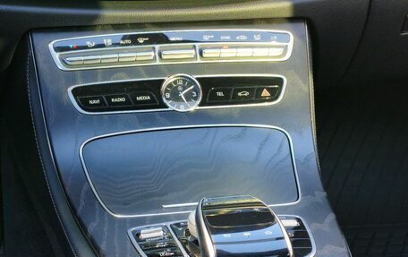 Mercedes-Benz E-Класс, 2019 год, 3 950 000 рублей, 21 фотография