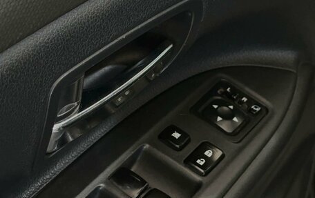 Mitsubishi Outlander III рестайлинг 3, 2014 год, 1 600 000 рублей, 10 фотография