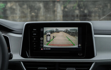 Volkswagen T-Roc I, 2025 год, 2 948 000 рублей, 23 фотография