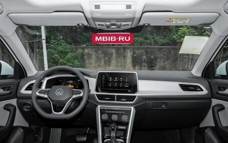 Volkswagen T-Roc I, 2025 год, 2 948 000 рублей, 18 фотография