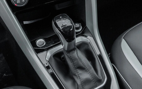 Volkswagen T-Roc I, 2025 год, 2 948 000 рублей, 24 фотография