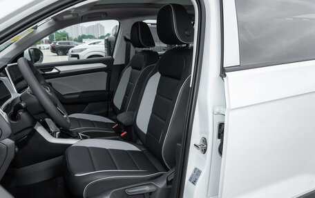 Volkswagen T-Roc I, 2025 год, 2 948 000 рублей, 31 фотография