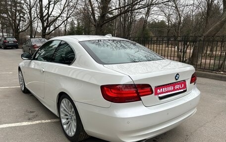 BMW 3 серия, 2011 год, 2 290 000 рублей, 4 фотография