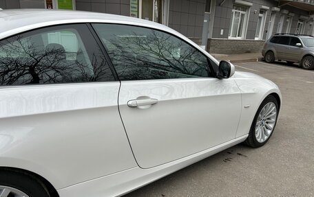 BMW 3 серия, 2011 год, 2 290 000 рублей, 15 фотография