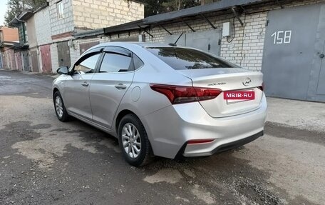 Hyundai Solaris II рестайлинг, 2018 год, 1 400 000 рублей, 4 фотография