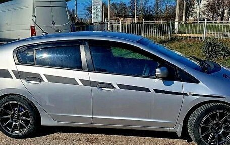 Honda Insight II рестайлинг, 2009 год, 800 000 рублей, 2 фотография