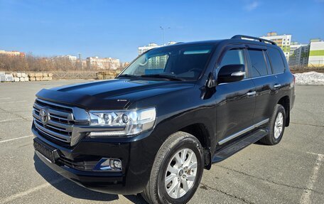 Toyota Land Cruiser 200, 2015 год, 5 850 000 рублей, 33 фотография