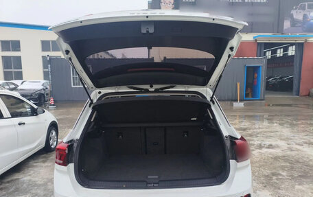 Volkswagen T-Roc I, 2022 год, 1 900 000 рублей, 5 фотография