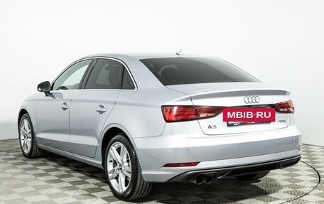 Audi A3, 2018 год, 1 999 000 рублей, 7 фотография