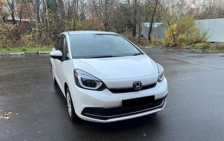 Honda Fit, 2022 год, 990 000 рублей, 2 фотография