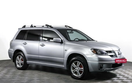 Mitsubishi Outlander III рестайлинг 3, 2003 год, 575 000 рублей, 3 фотография