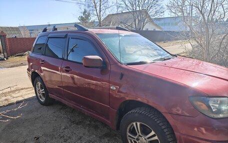 Mitsubishi Outlander III рестайлинг 3, 2004 год, 450 000 рублей, 2 фотография