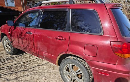 Mitsubishi Outlander III рестайлинг 3, 2004 год, 450 000 рублей, 5 фотография