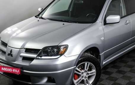 Mitsubishi Outlander III рестайлинг 3, 2003 год, 575 000 рублей, 21 фотография