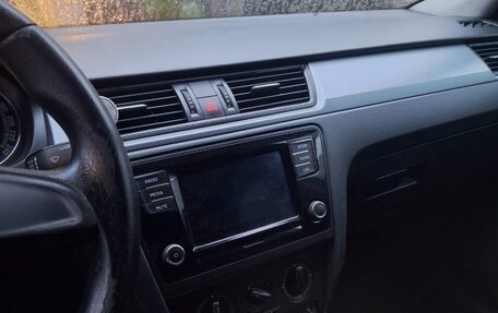 Skoda Rapid I, 2018 год, 950 000 рублей, 2 фотография