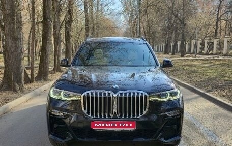 BMW X7, 2020 год, 8 490 000 рублей, 1 фотография