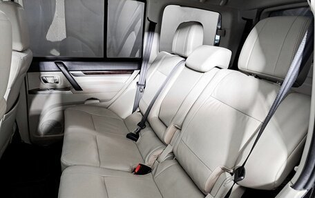 Mitsubishi Pajero IV, 2017 год, 3 300 000 рублей, 15 фотография