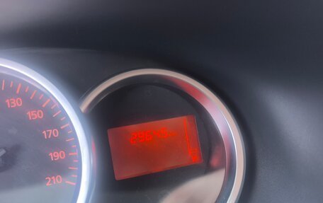 Renault Logan II, 2021 год, 1 200 000 рублей, 5 фотография